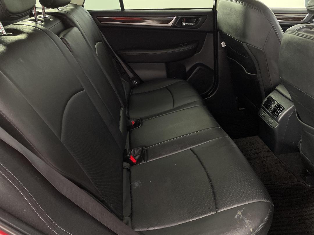 Photo '20' of Subaru Outback