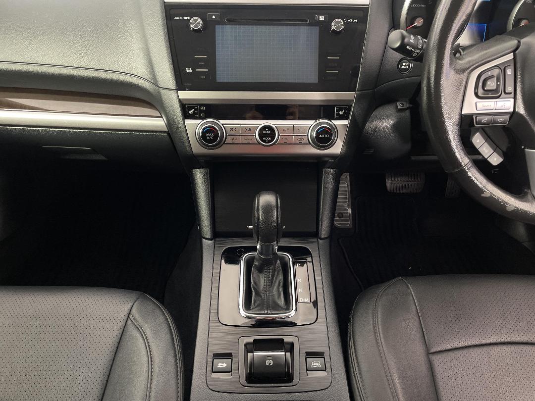 Photo '18' of Subaru Outback