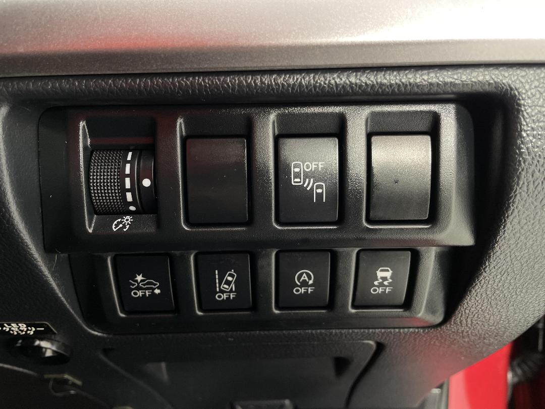 Photo '24' of Subaru Outback