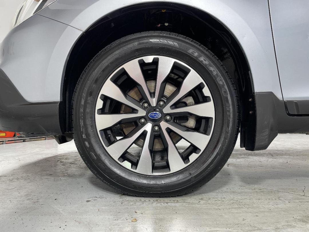 Photo '10' of Subaru Outback