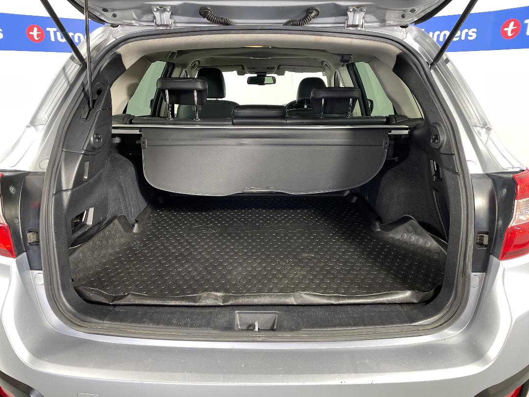 Photo '14' of Subaru Outback