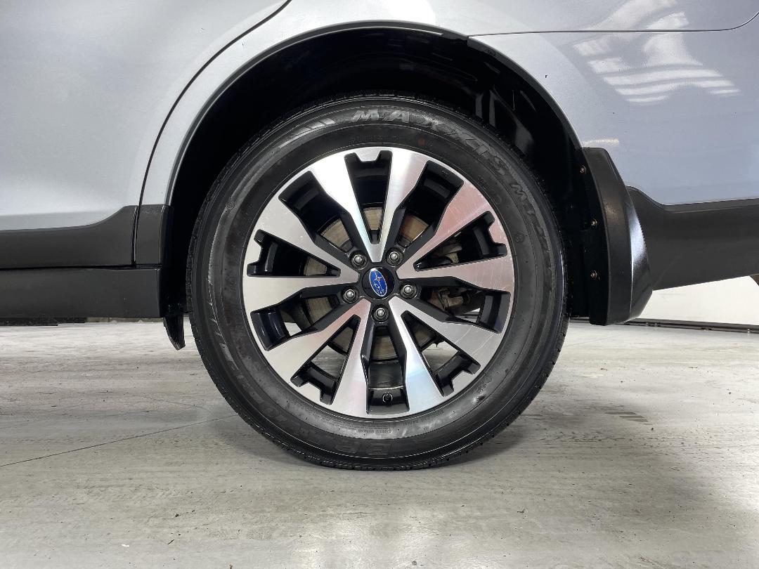 Photo '11' of Subaru Outback