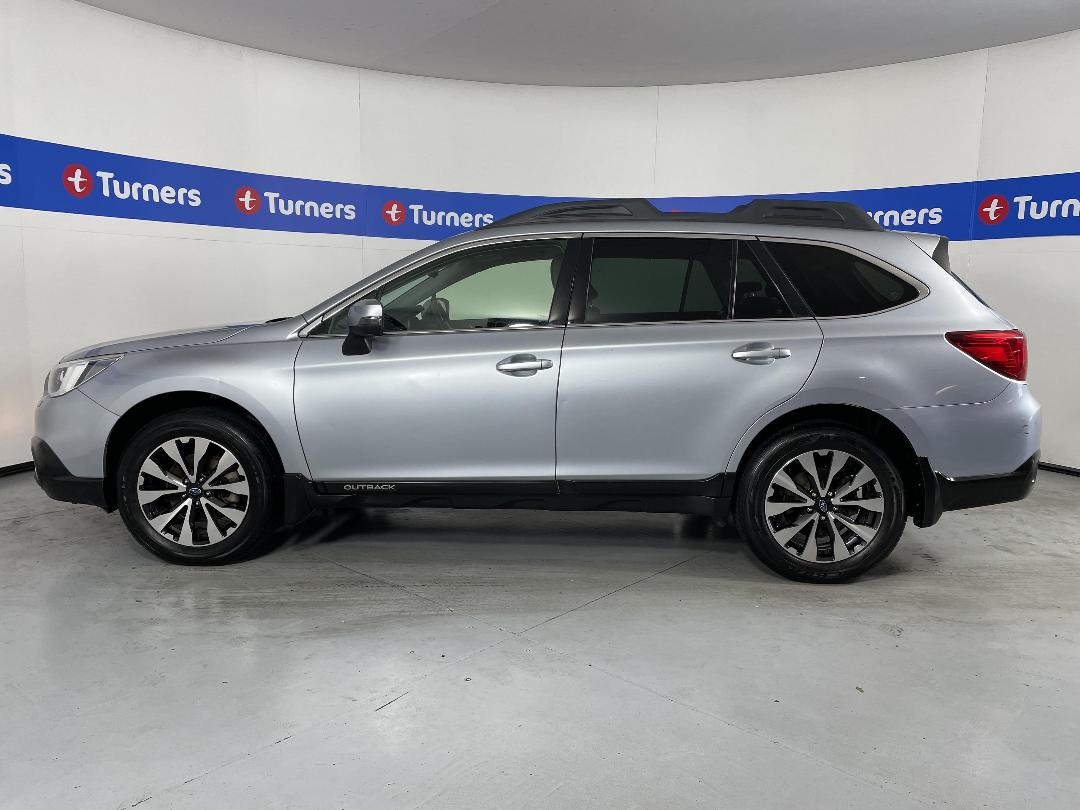 Photo '24' of Subaru Outback