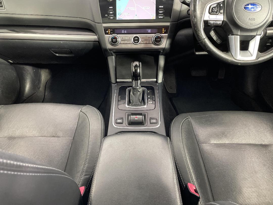 Photo '18' of Subaru Outback