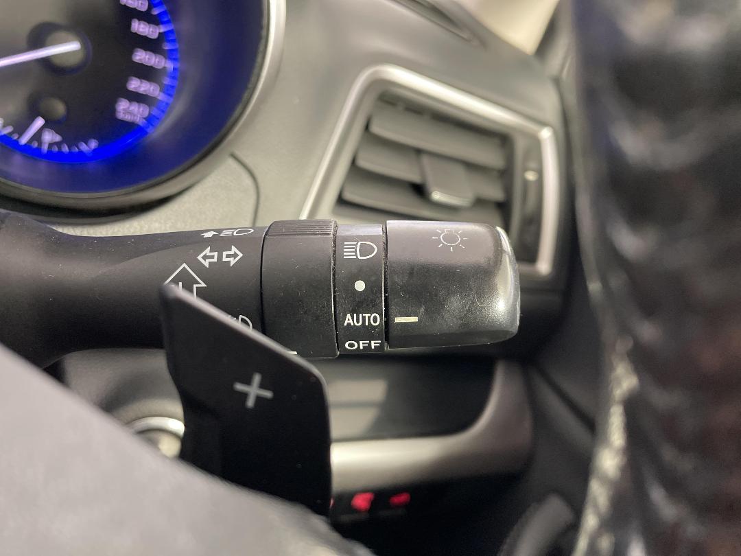 Photo '33' of Subaru Outback