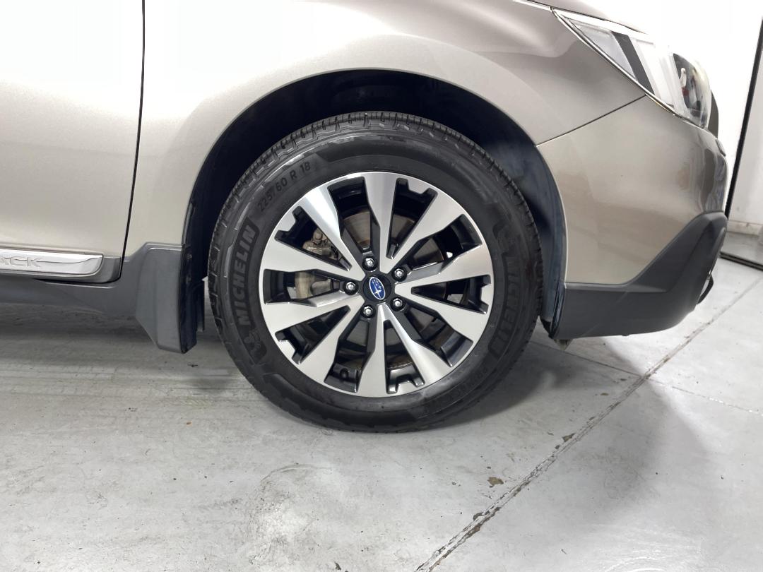 Photo '9' of Subaru Outback Photo '9' of Subaru Outback