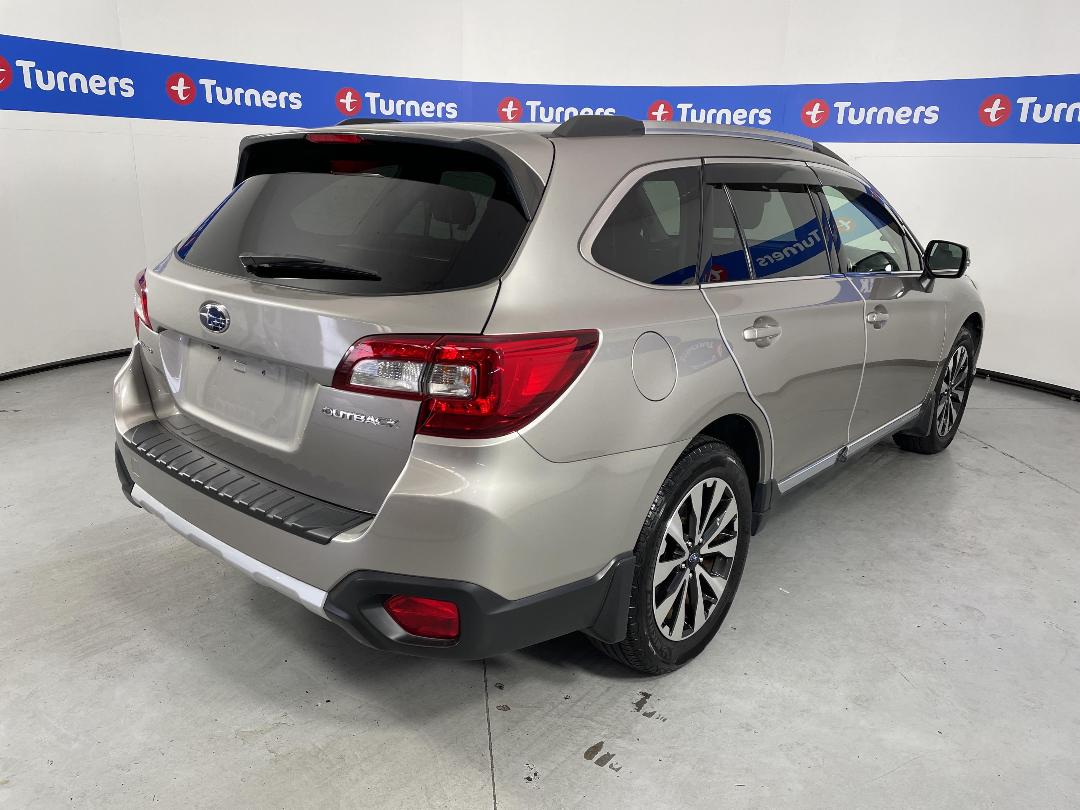 Photo '7' of Subaru Outback Photo '7' of Subaru Outback