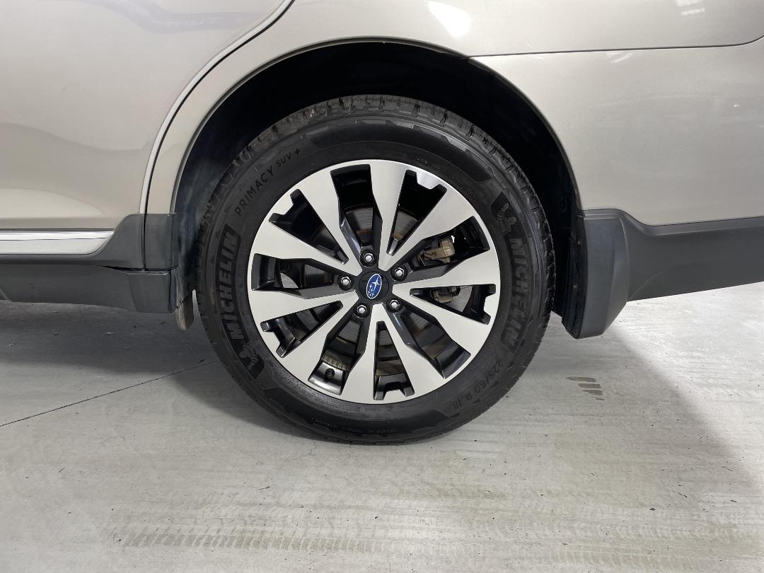 Photo '11' of Subaru Outback Photo '11' of Subaru Outback