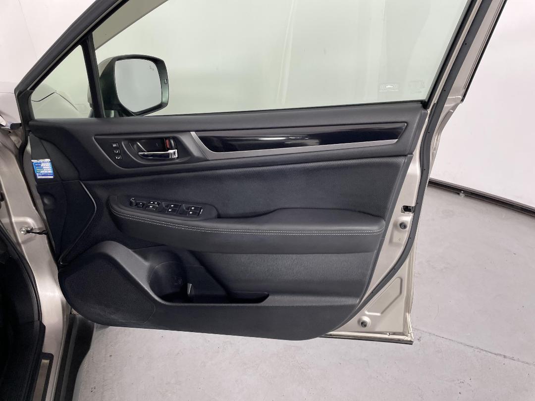 Photo '15' of Subaru Outback Photo '15' of Subaru Outback