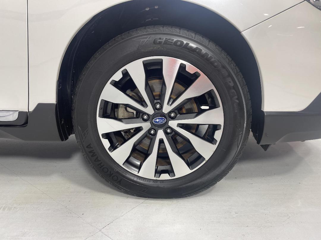 Photo '9' of Subaru Outback