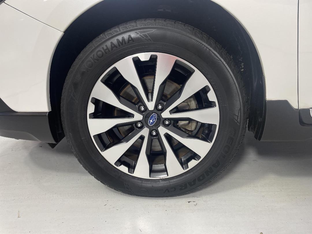 Photo '10' of Subaru Outback