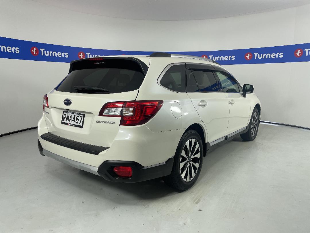 Photo '7' of Subaru Outback