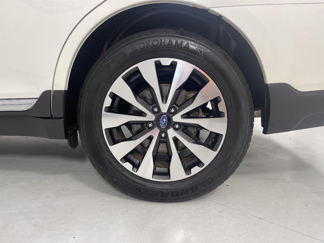 Photo '11' of Subaru Outback