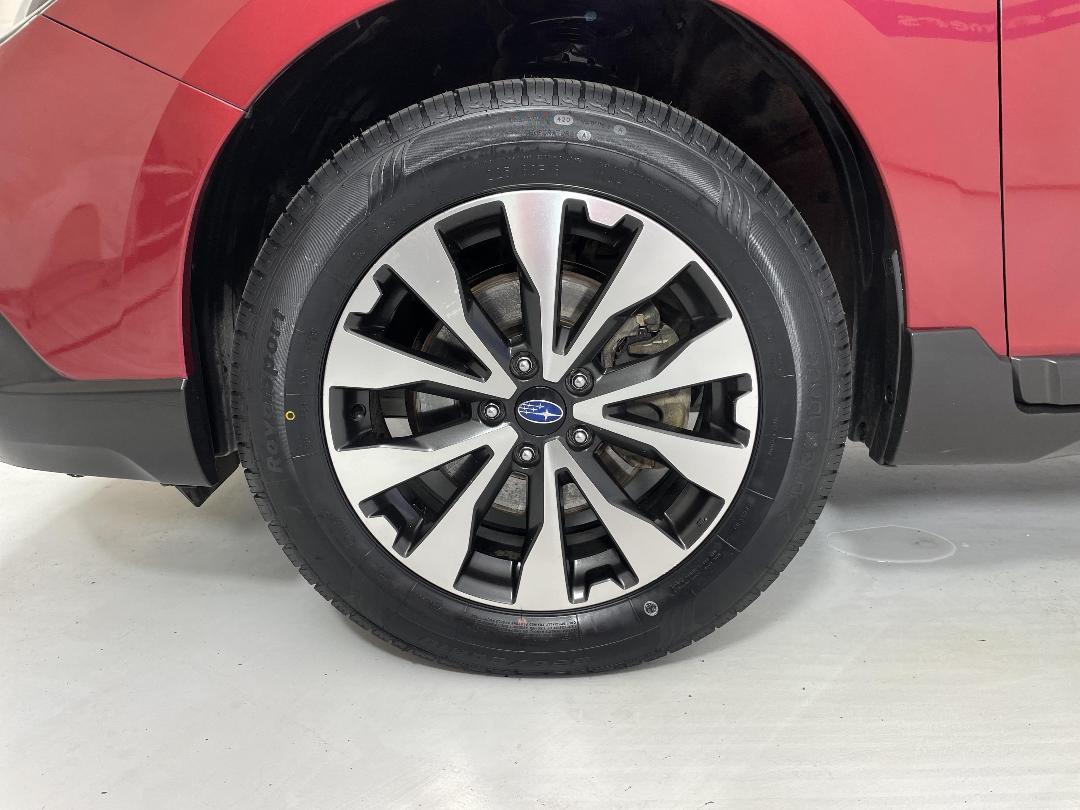 Photo '10' of Subaru Outback