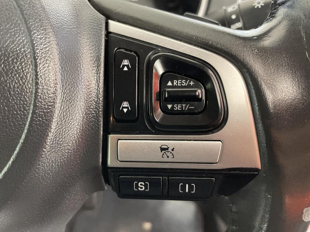 Photo '24' of Subaru Outback