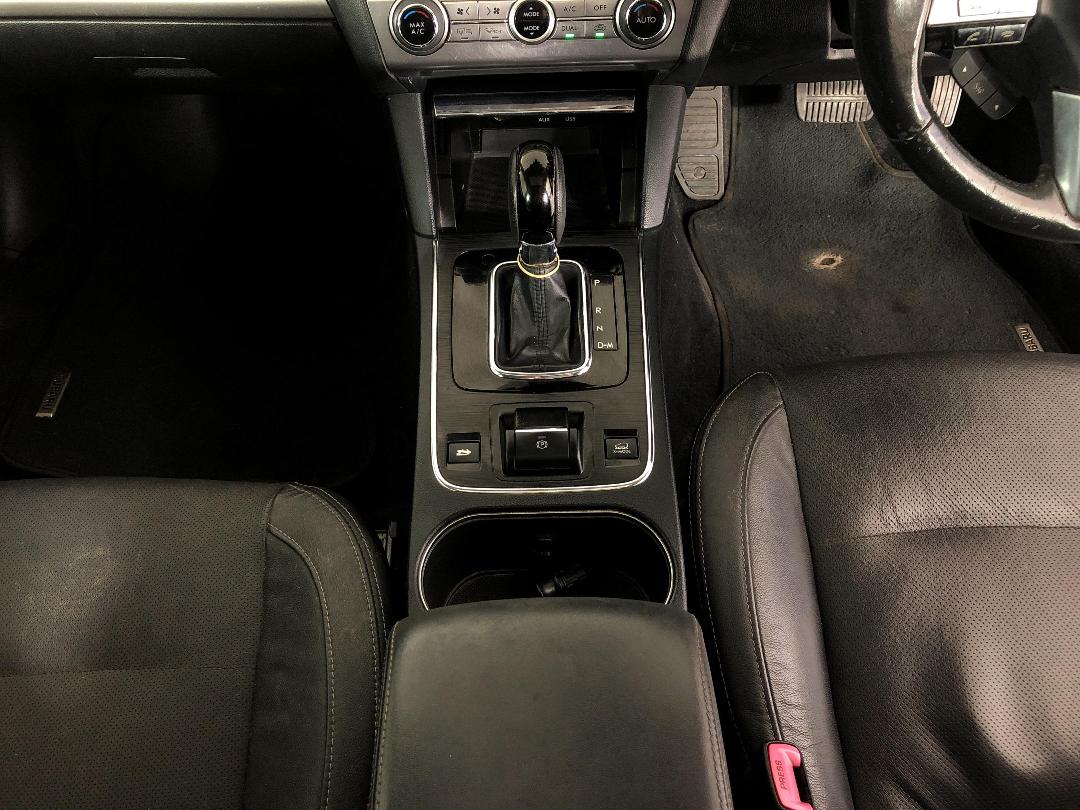 Photo '18' of Subaru Outback