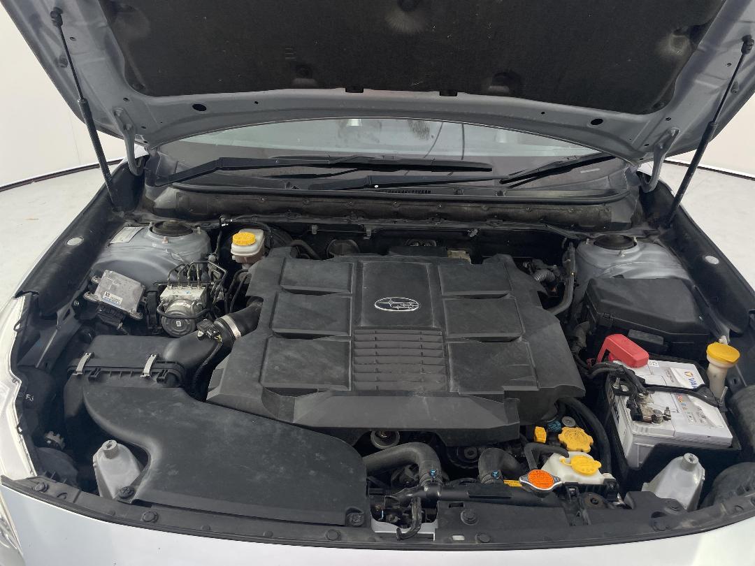 Photo '13' of Subaru Outback