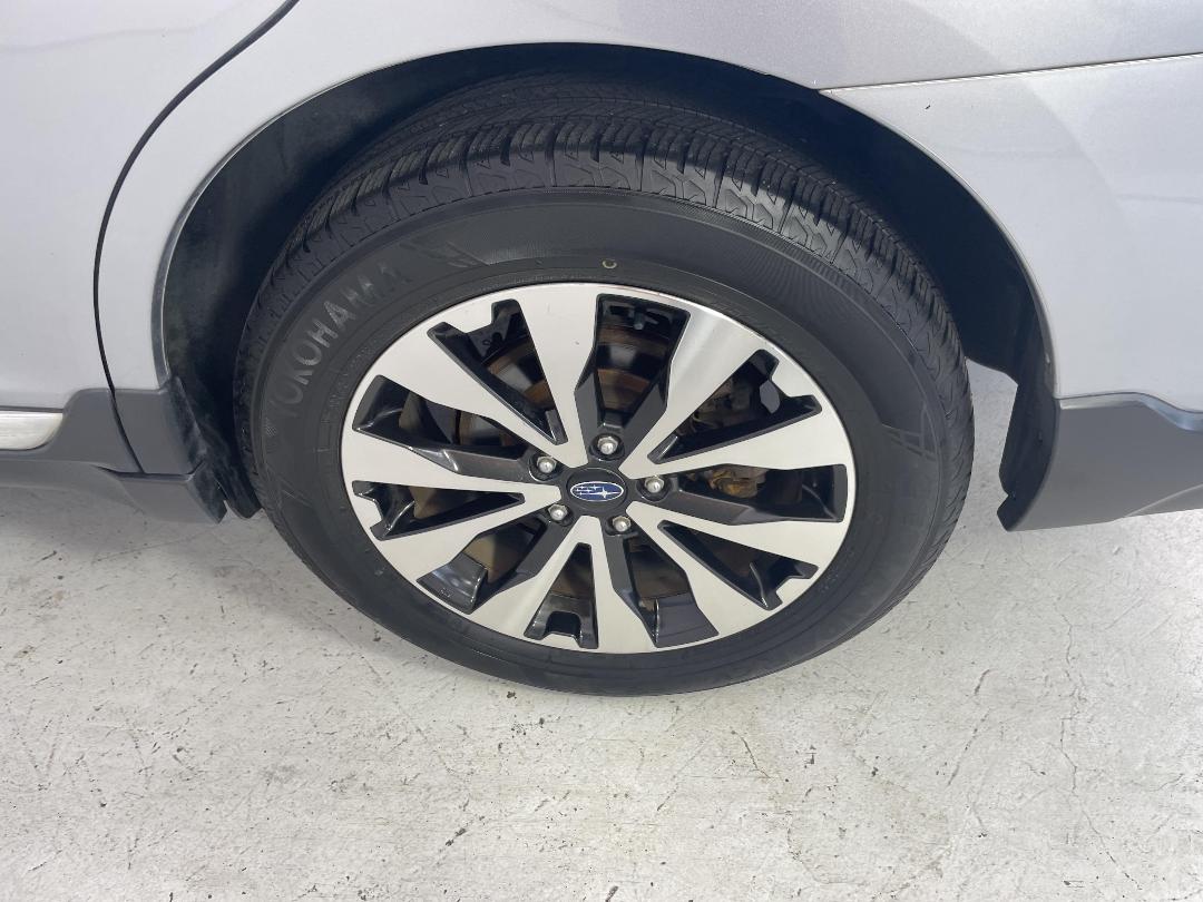 Photo '11' of Subaru Outback