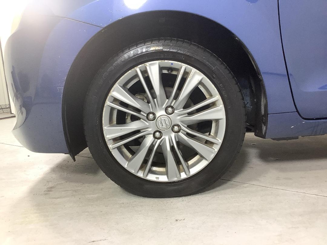 Photo '27' of Suzuki Baleno