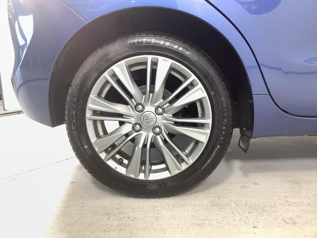 Photo '31' of Suzuki Baleno