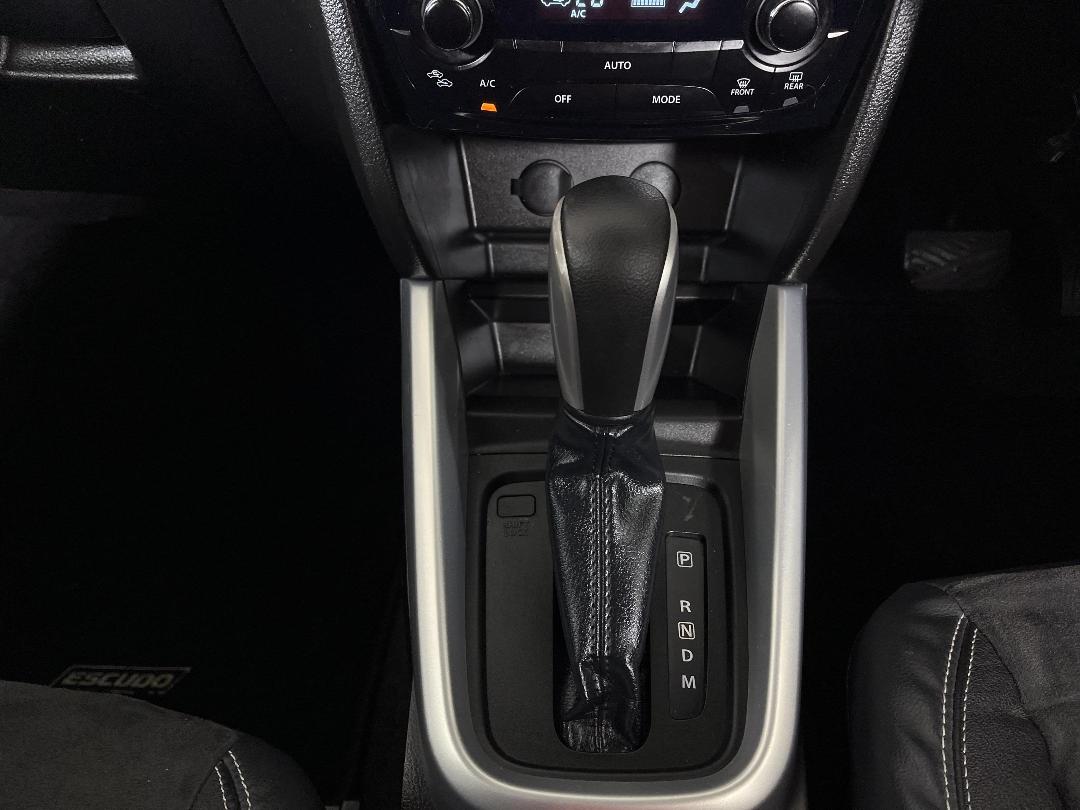 Photo '18' of Suzuki Escudo