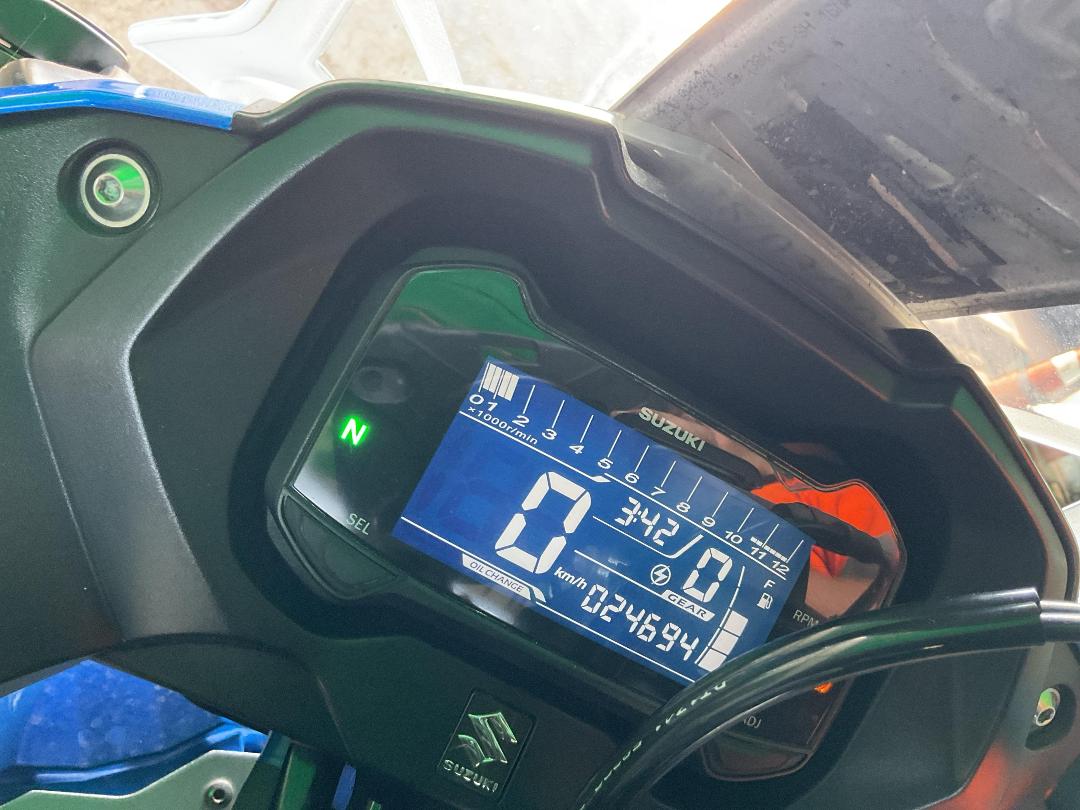 Photo '8' of Suzuki GSX250 RZA