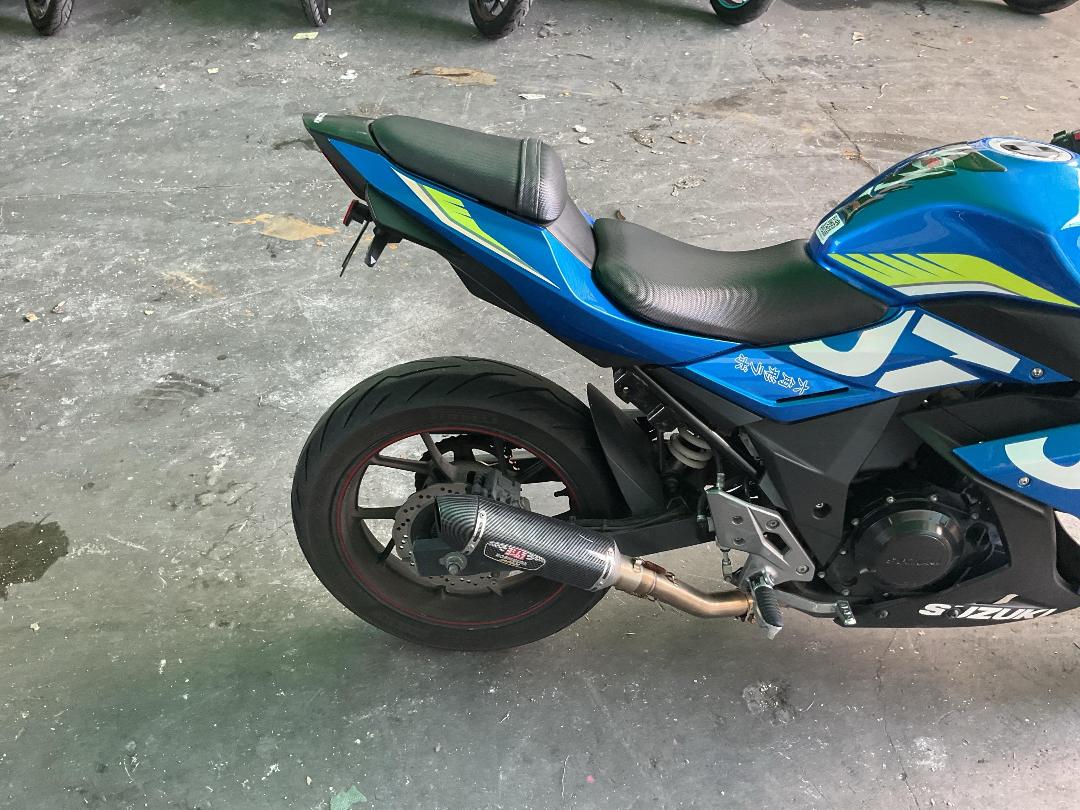 Photo '13' of Suzuki GSX250 RZA