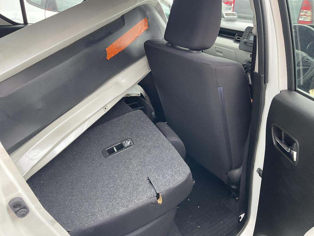 Photo '11' of Suzuki Ignis Glxc Photo '11' of Suzuki Ignis Glxc