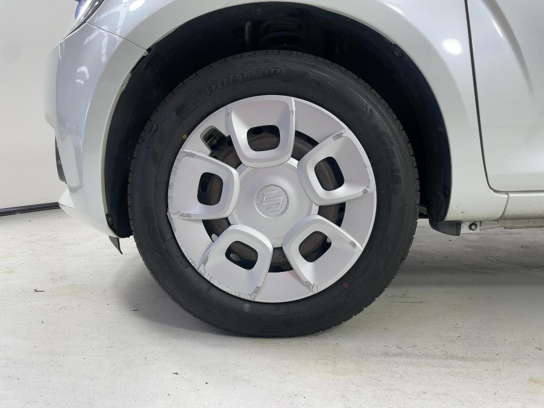Photo '10' of Suzuki Ignis Photo '10' of Suzuki Ignis