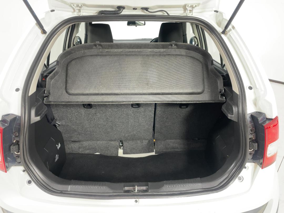 Photo '14' of Suzuki Ignis Photo '14' of Suzuki Ignis
