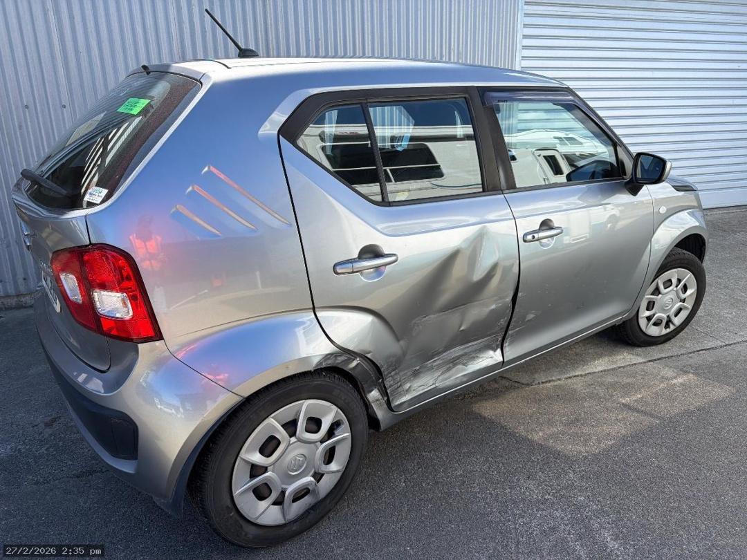 Photo '3' of Suzuki Ignis Glxc