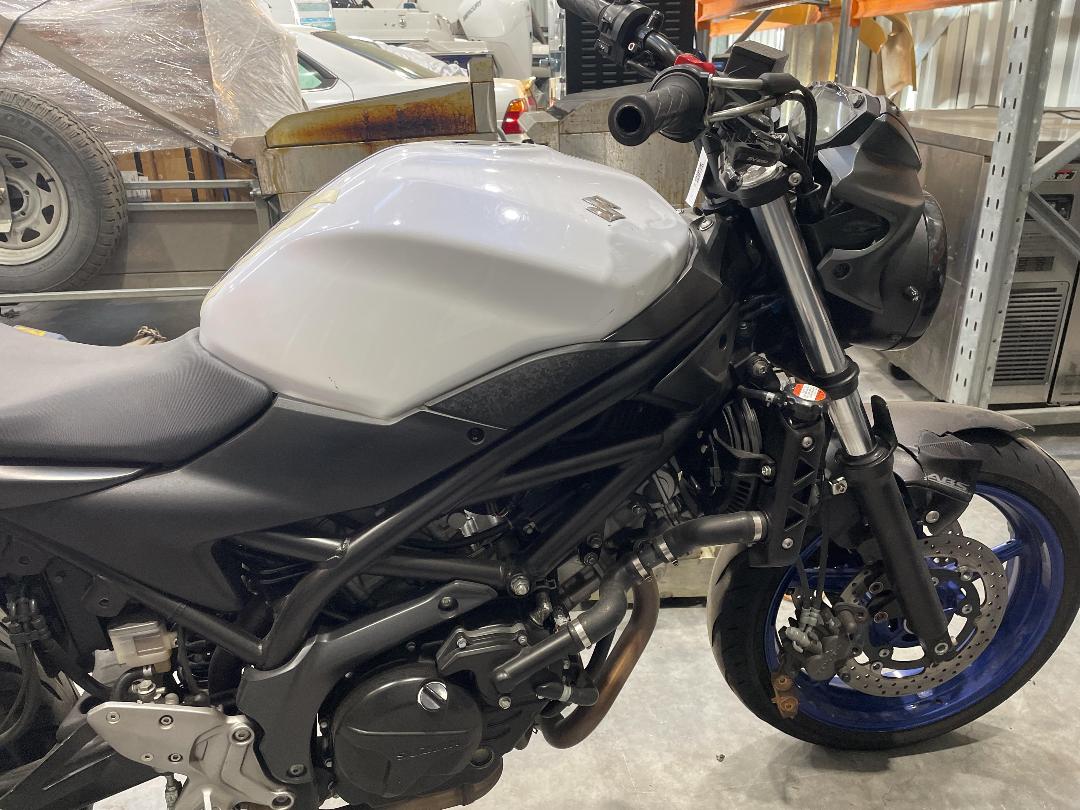 Photo '13' of Suzuki SV650UA ABS LAMS