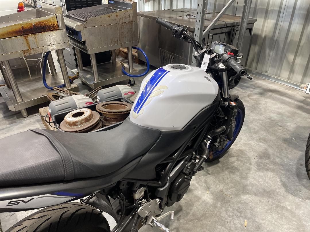 Photo '15' of Suzuki SV650UA ABS LAMS