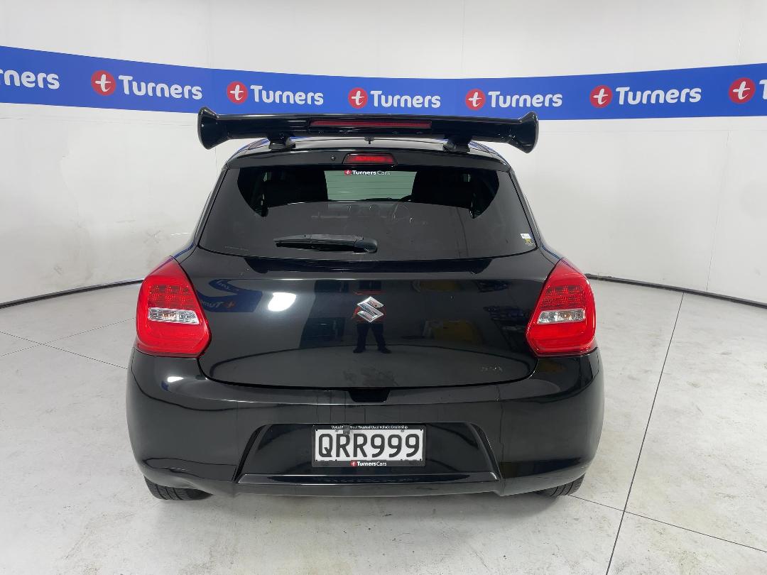 Photo '6' of Suzuki Swift Photo '6' of Suzuki Swift