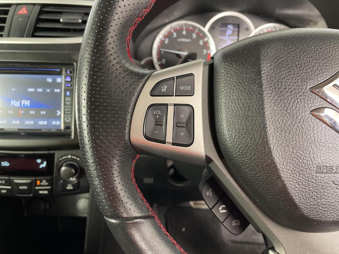 Photo '26' of Suzuki Swift