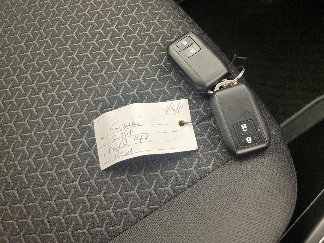 Photo '22' of Suzuki Swift