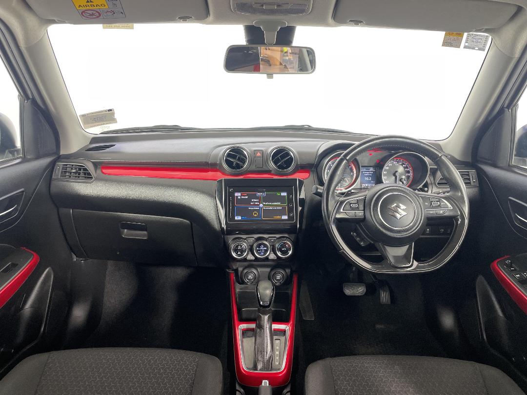Photo '17' of Suzuki Swift Photo '17' of Suzuki Swift