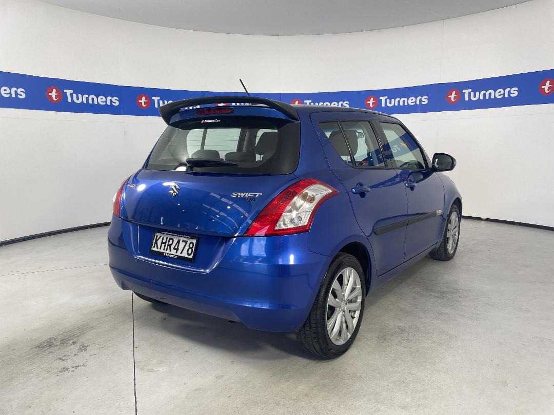 Photo '7' of Suzuki Swift