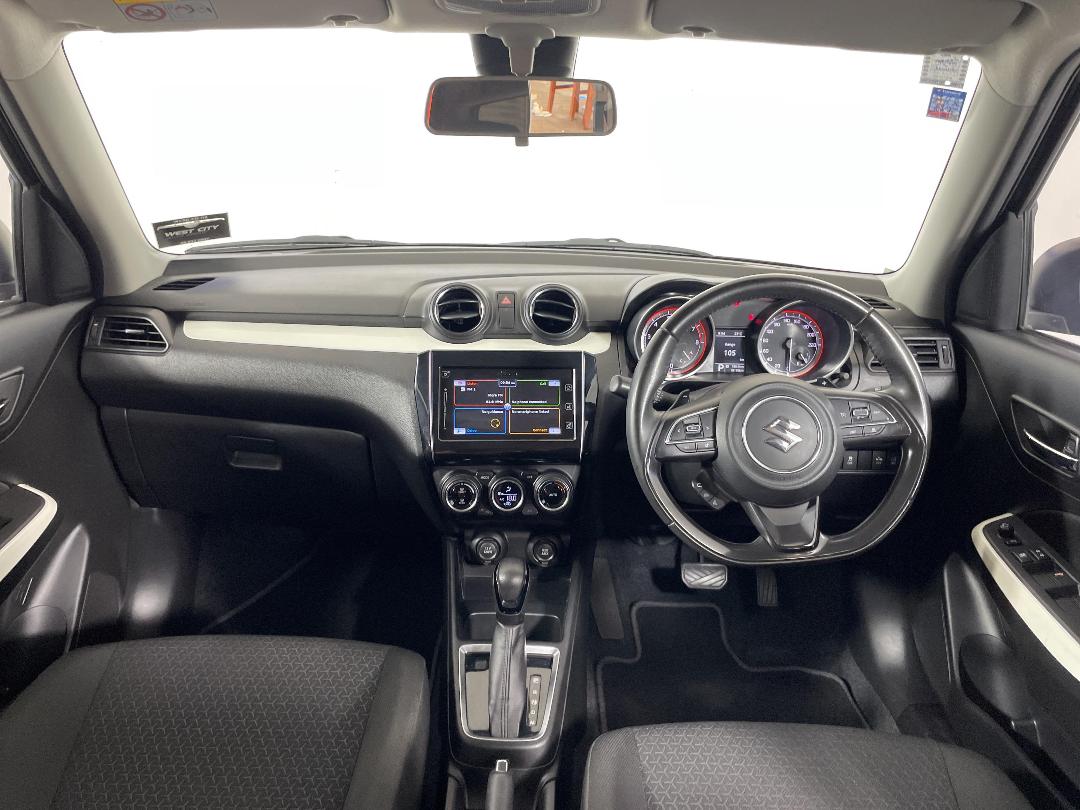 Photo '17' of Suzuki Swift