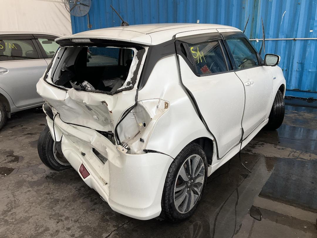 Photo '6' of Suzuki Swift Hybrid