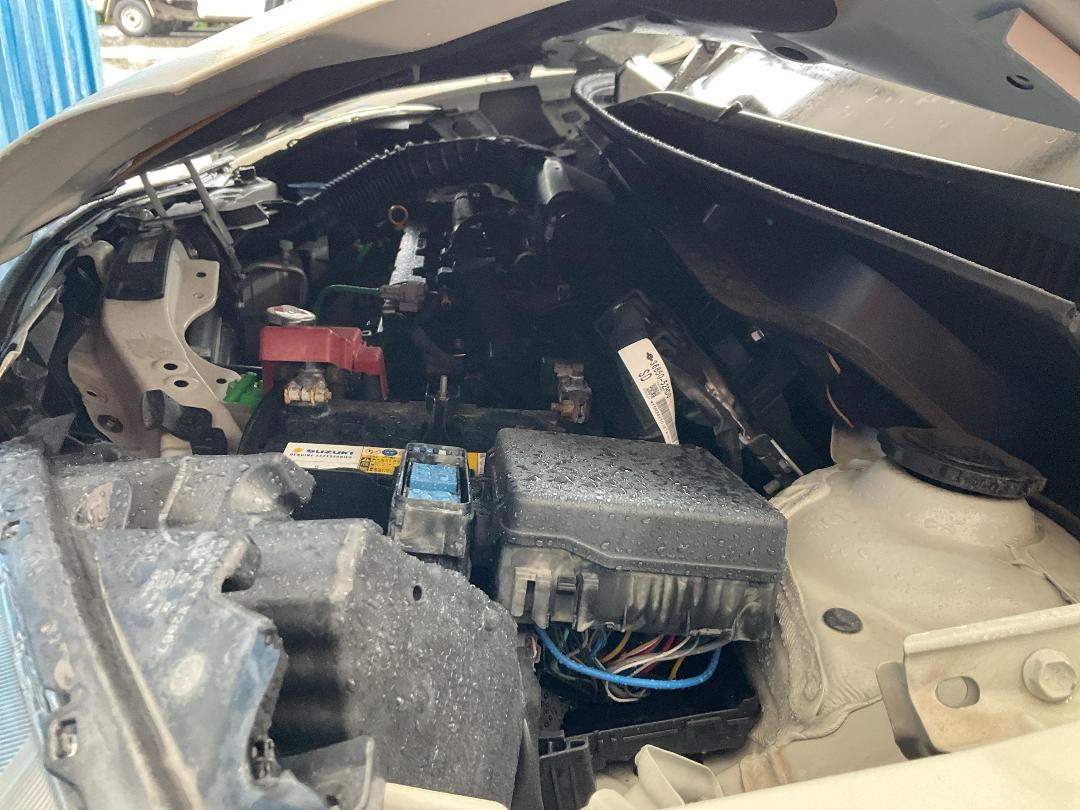 Photo '14' of Suzuki Swift Hybrid