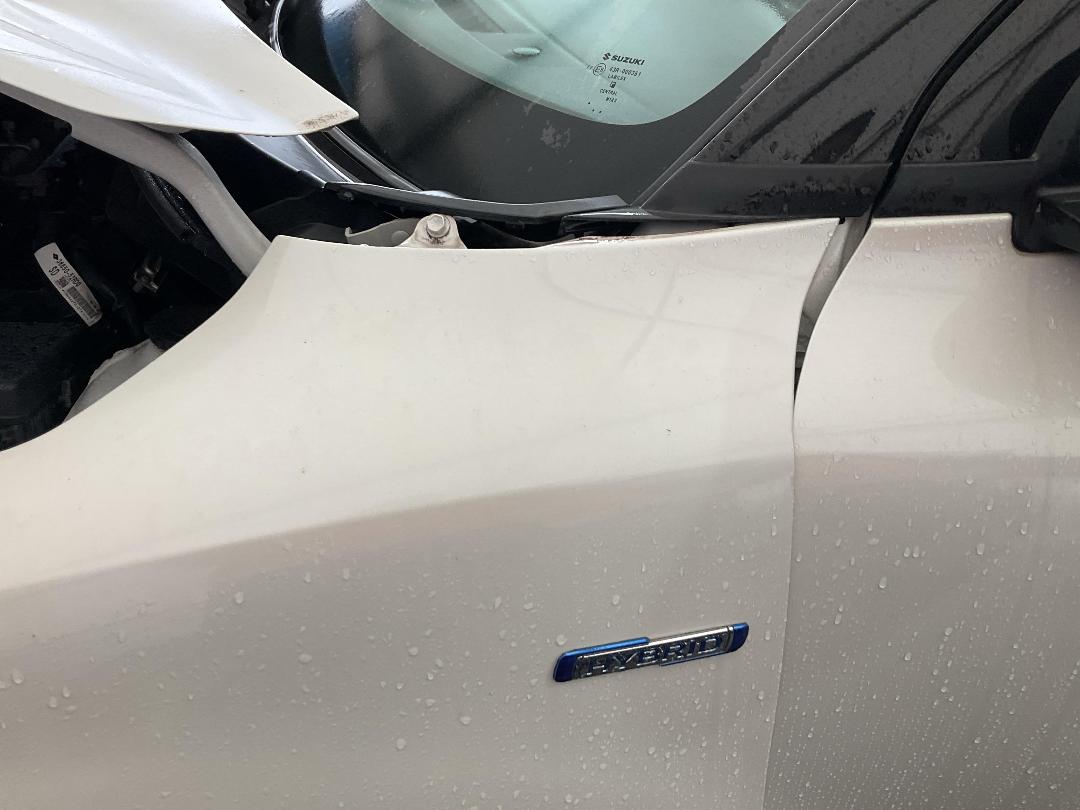 Photo '24' of Suzuki Swift Hybrid