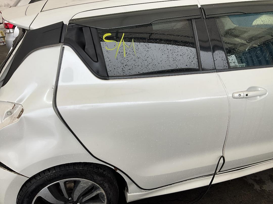 Photo '35' of Suzuki Swift Hybrid