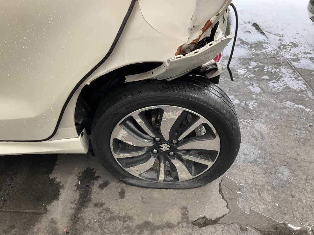 Photo '39' of Suzuki Swift Hybrid