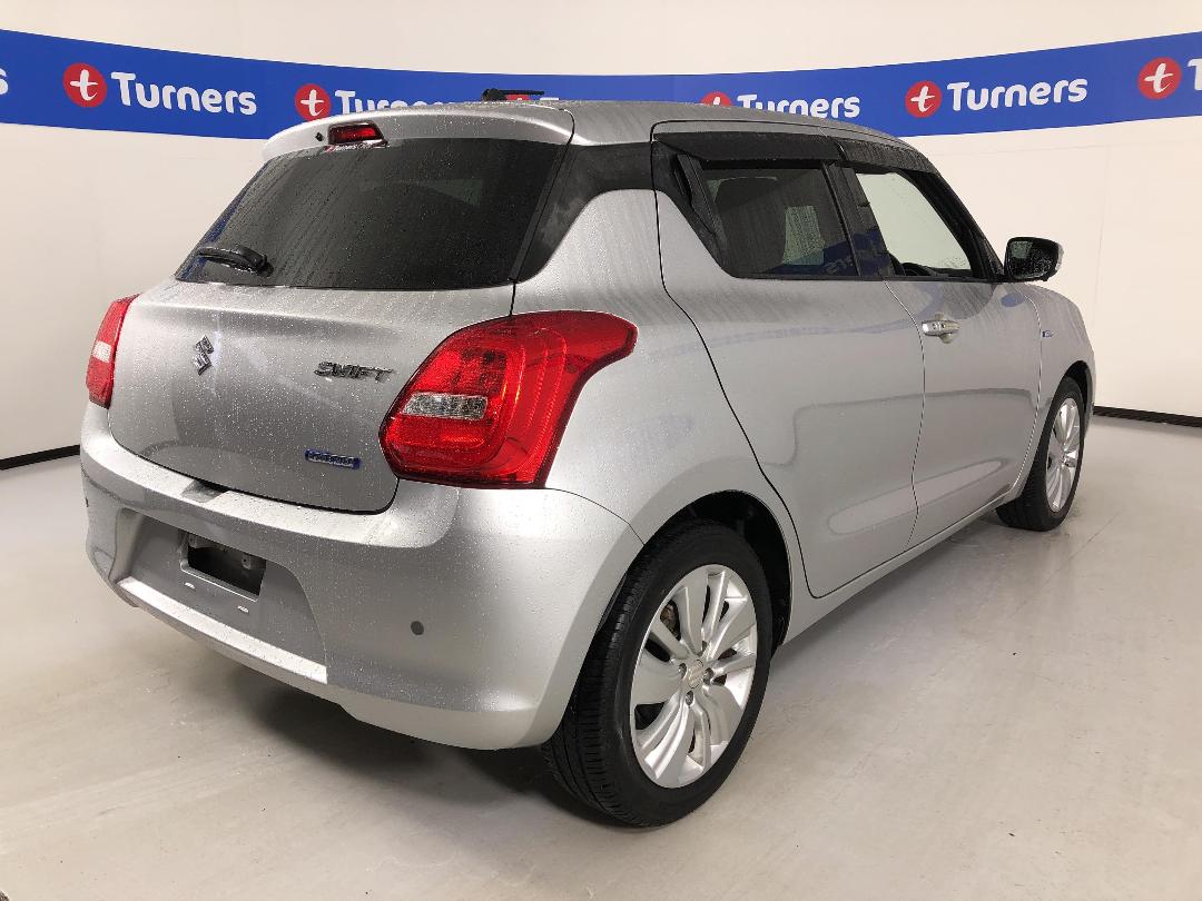 Photo '7' of Suzuki Swift