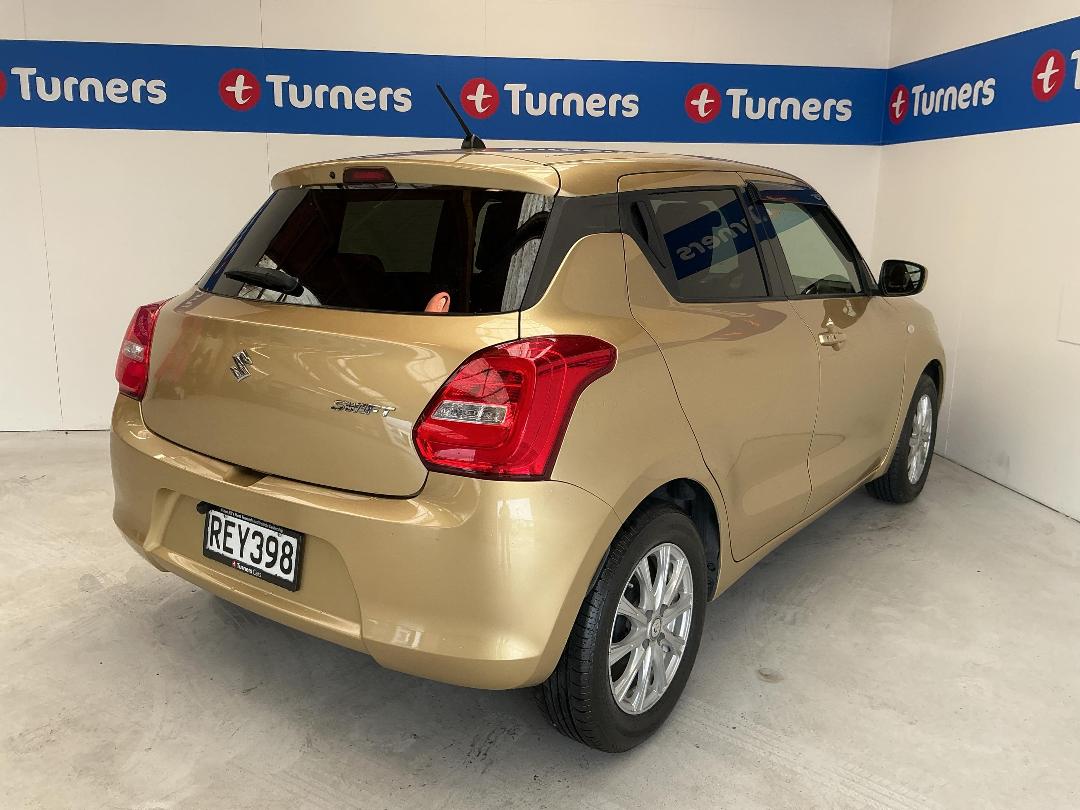 Photo '7' of Suzuki Swift