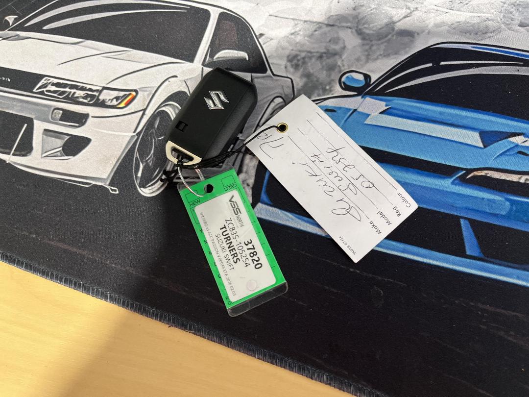 Photo '22' of Suzuki Swift