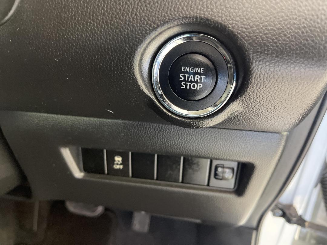 Photo '25' of Suzuki Swift