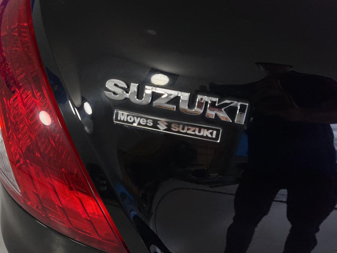 Photo '24' of Suzuki Swift Photo '24' of Suzuki Swift