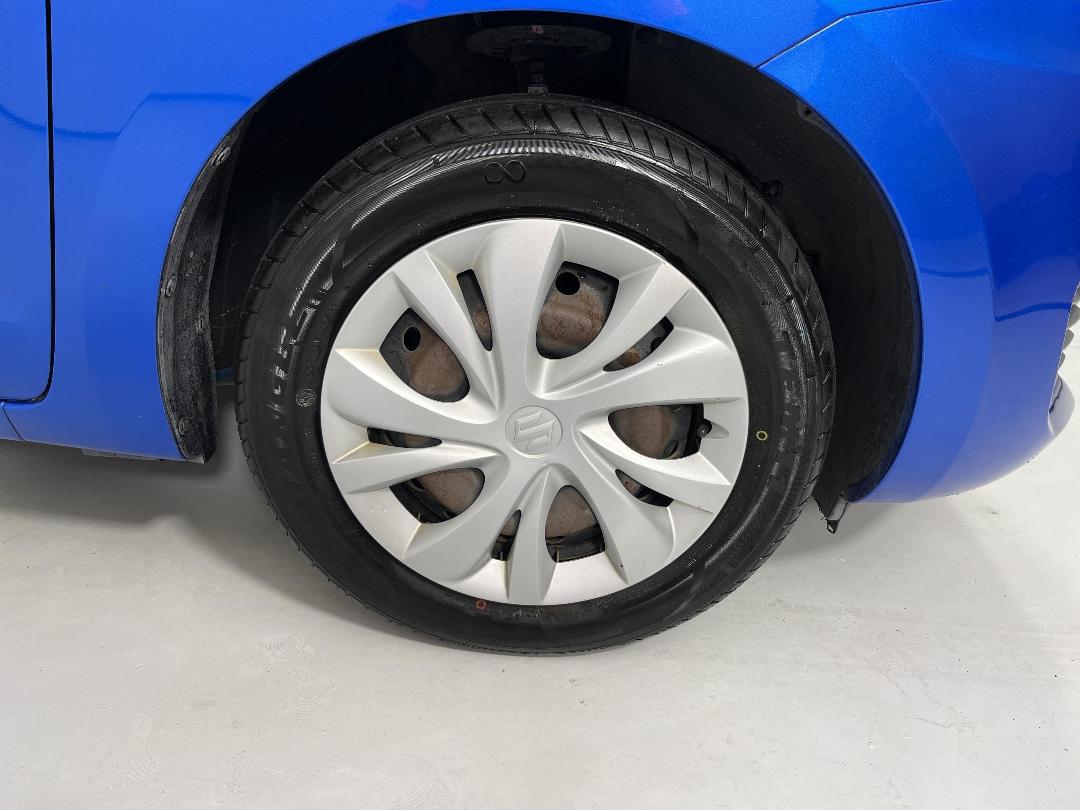 Photo '9' of Suzuki Swift